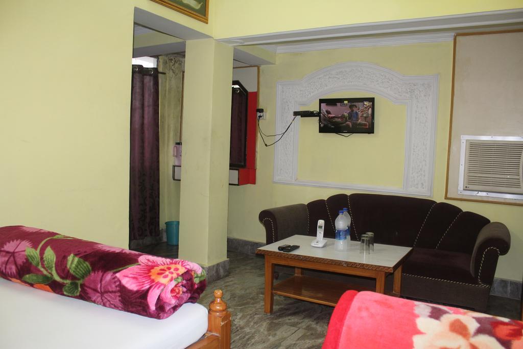 Anukul Guest House Bodhgaya Bagian luar foto