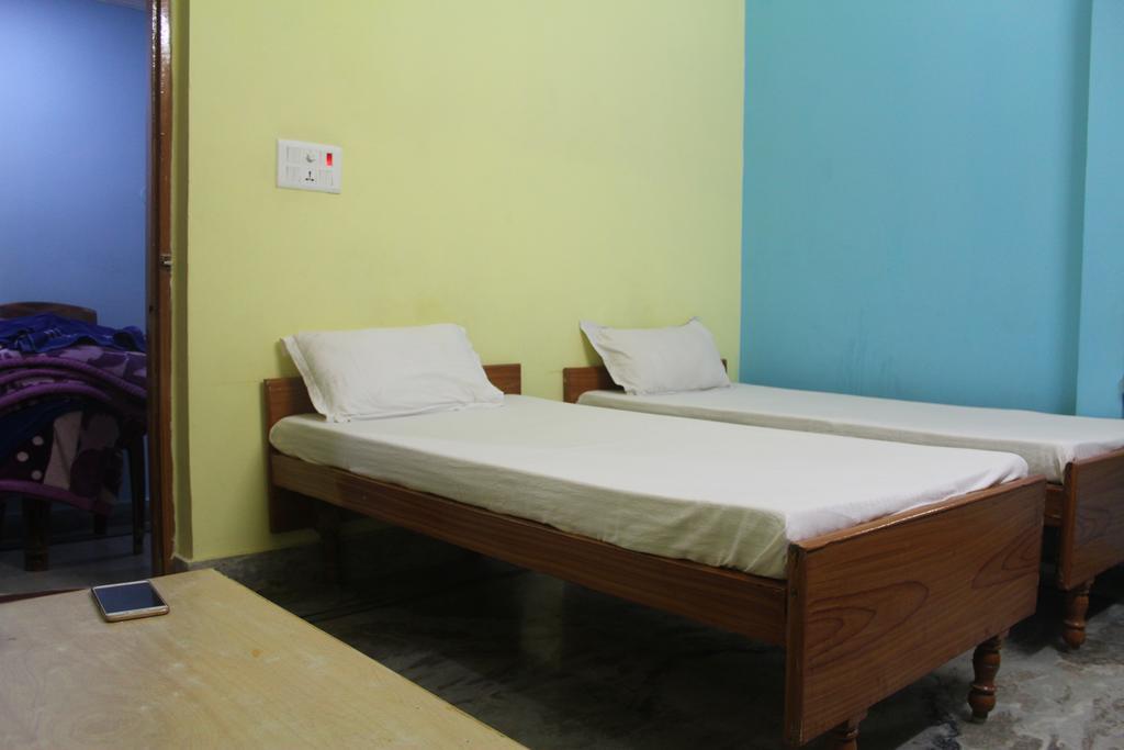 Anukul Guest House Bodhgaya Bagian luar foto